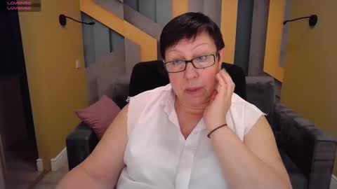 Snapshot of barbaraturners chatting on 02.02.25 barbaraturners online show from 02.02.25