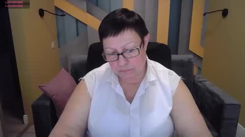 Snapshot of barbaraturners chatting on 02.04.25 barbaraturners online show from 02.04.25