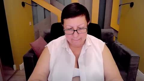 Snapshot of barbaraturners chatting on 02.17.25 barbaraturners online show from 02.17.25