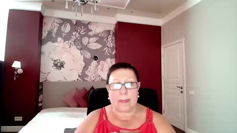 Snapshot of barbaraturners chatting on 09.28.25 barbaraturners online show from 09.28.25