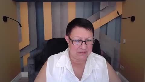 barbaraturners online show from 10.31.25