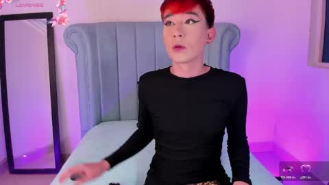 Snapshot of barbie_boy_ chatting on 05.02.26 I work from home this is my room 3 online show from 05.02.26
