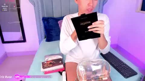 Snapshot of barbie_boy_ chatting on 06.10.26 I work from home this is my room 3 online show from 06.10.26