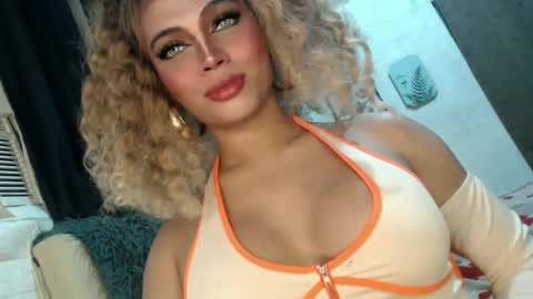 Snapshot of barbie_ivana chatting on 01.21.25 barbei online show from 01.21.25