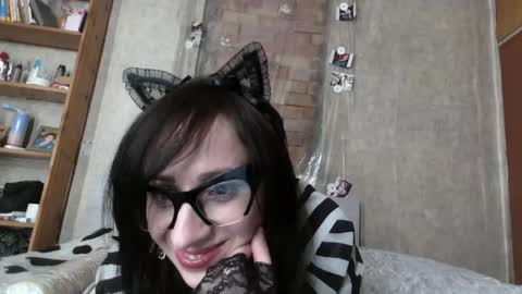 Snapshot of barbie_rococo chatting on 04.24.26 barbie_rococo online show from 04.24.26