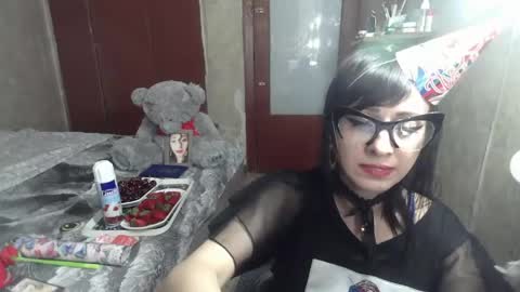 Snapshot of barbie_rococo chatting on 05.10.26 barbie_rococo online show from 05.10.26