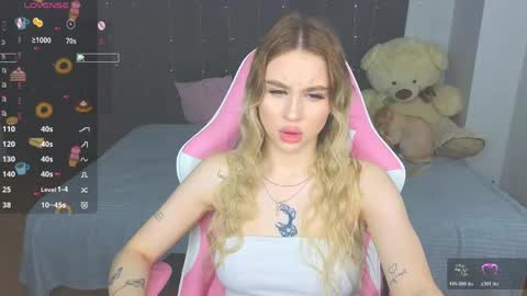 Snapshot of barbieee_doll chatting on 05.07.26 Eva online show from 05.07.26