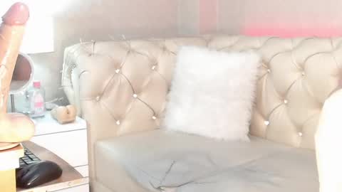 barbiefox_ online show from 02.28.25