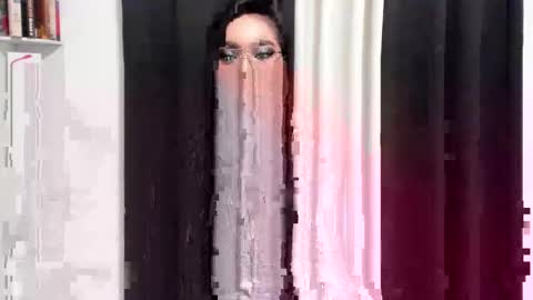 Issa Trap online show from 01.10.25