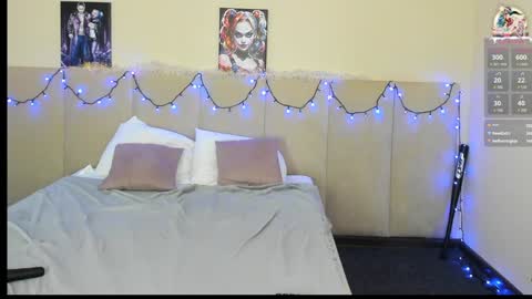 Snapshot of barbiemuscle1 chatting on 12.22.24 Barbie online show from 12.22.24