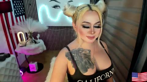 Snapshot of barbietop_alexa69 chatting on 09.23.25 Miss Alexa Fields online show from 09.23.25