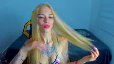 Snapshot of barbiie_5 chatting on 03.01.26 Barbie online show from 03.01.26