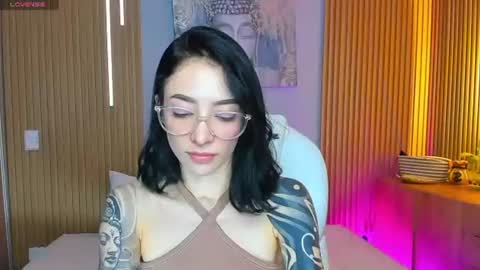 Snapshot of barbiie_scoth chatting on 06.21.26 Barbie Scot online show from 06.21.26