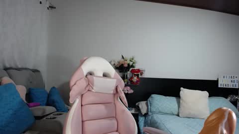 VALENTINA online show from 09.11.25