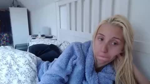 Lena online show from 09.13.25