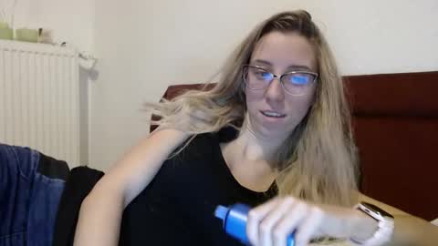 Lena online show from 02.11.26