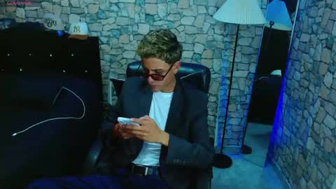 Snapshot of bastiaan_28 chatting on 04.26.26 Bastian online show from 04.26.26