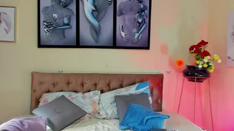 bastian_jones1 online show from 01.20.25