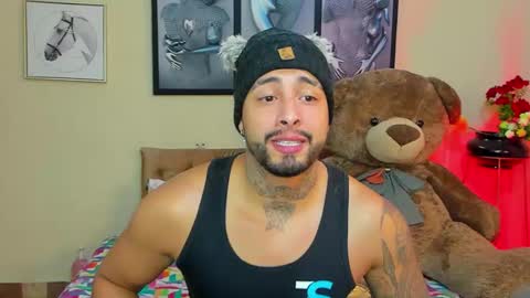 bastian_jones1 online show from 01.30.25