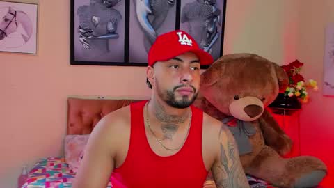 bastian_jones1 online show from 02.02.25