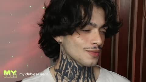 Snapshot of bastiel_ chatting on 05.02.26 Bastiel online show from 05.02.26