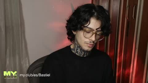 Snapshot of bastiel_ chatting on 05.06.26 Bastiel online show from 05.06.26
