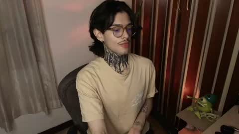 Snapshot of bastiel_ chatting on 07.13.26 Bastiel online show from 07.13.26
