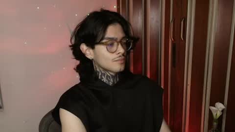 Snapshot of bastiel_ chatting on 07.24.26 Bastiel online show from 07.24.26
