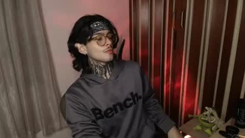 Snapshot of bastiel_ chatting on 07.30.26 Bastiel online show from 07.30.26