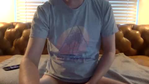 Snapshot of batebrosouth chatting on 01.12.26 BateBroSouth online show from 01.12.26