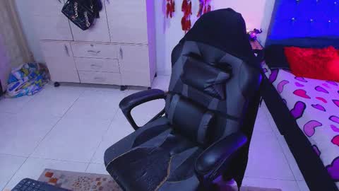 Snapshot of bathory_vamps chatting on 10.26.25 online show from 10.26.25