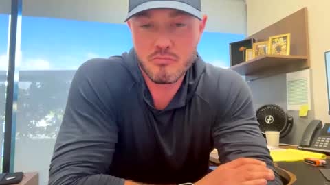 Snapshot of batman25326 chatting on 02.11.25 batman25326 online show from 02.11.25