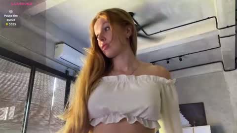 Snapshot of battyredhair chatting on 06.20.26 Battyredhair online show from 06.20.26