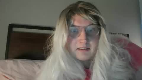 Snapshot of bawblejam chatting on 12.13.24 BjBambi online show from 12.13.24