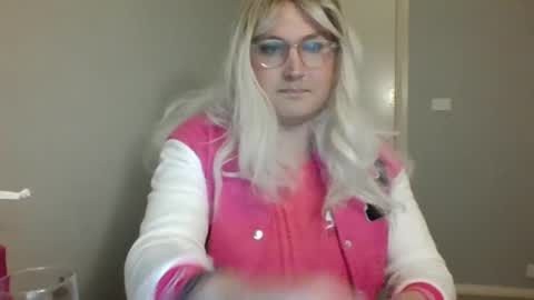 Snapshot of bawblejam chatting on 02.14.25 BjBambi online show from 02.14.25