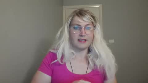 Snapshot of bawblejam chatting on 02.21.25 BjBambi online show from 02.21.25