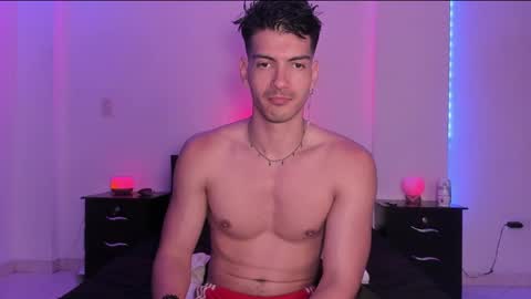 Valentino online show from 01.28.25