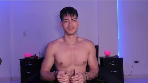 Valentino online show from 01.29.25