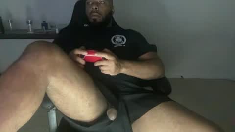 Snapshot of bbcfun44 chatting on 06.12.26 Zaddy online show from 06.12.26