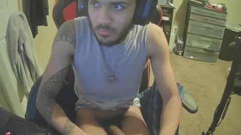 Snapshot of bbctyl17 chatting on 01.12.25 BBCTy online show from 01.12.25