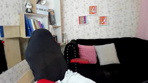 Charlote online show from 09.10.25