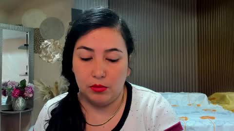 Snapshot of bbwluxurymuse chatting on 05.07.26 bbwluxurymuse online show from 05.07.26