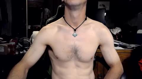 bchillin28 online show from 10.13.25