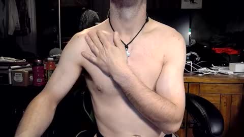 bchillin28 online show from 02.03.26