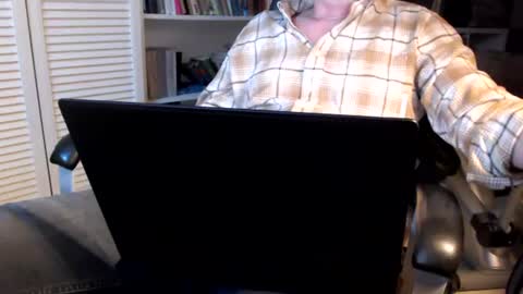 Snapshot of bd_19_6 chatting on 06.29.26 bd online show from 06.29.26