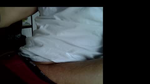 Snapshot of bdemwi2588 chatting on 10.14.25 bdemwi2588 online show from 10.14.25