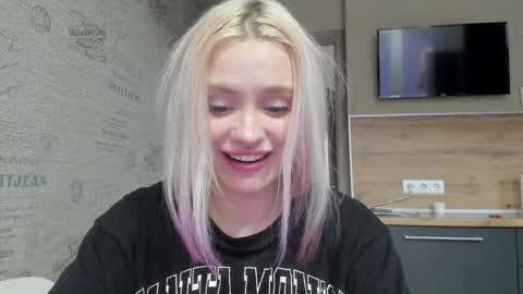 Snapshot of be_daddy chatting on 12.21.24 Summer BABY online show from 12.21.24