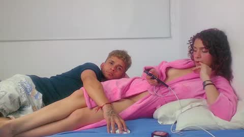 Snapshot of be_sinners chatting on 12.31.24 Sara Juan online show from 12.31.24