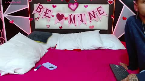 Snapshot of be_sinners chatting on 02.13.25 Sara Juan online show from 02.13.25