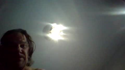 Snapshot of beachmonty chatting on 12.02.25 beachmonty online show from 12.02.25